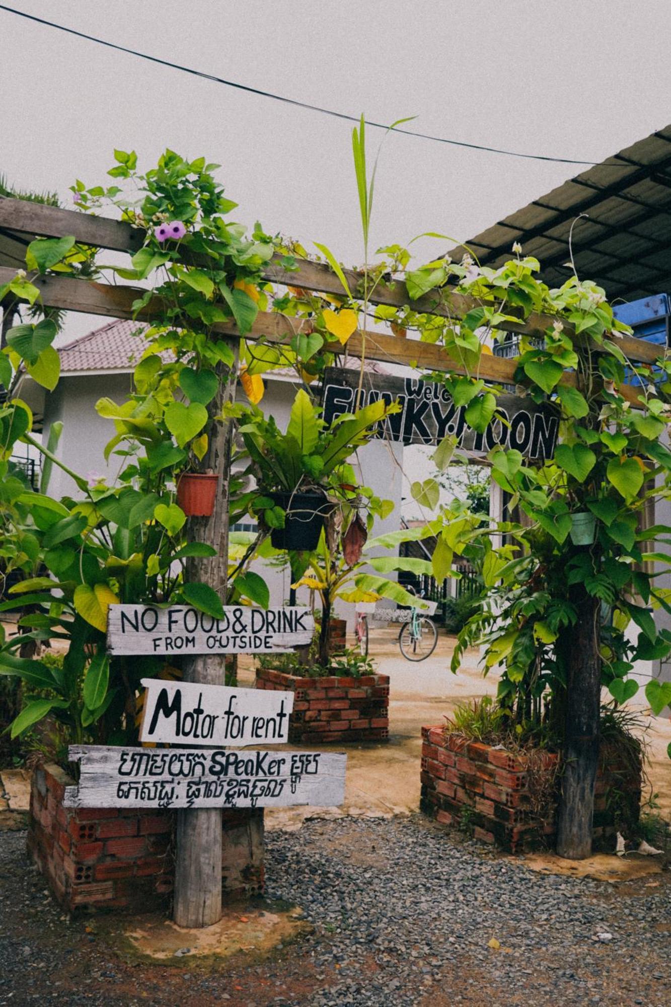 Auberge de jeunesse Funky Moon Kampot Extérieur photo